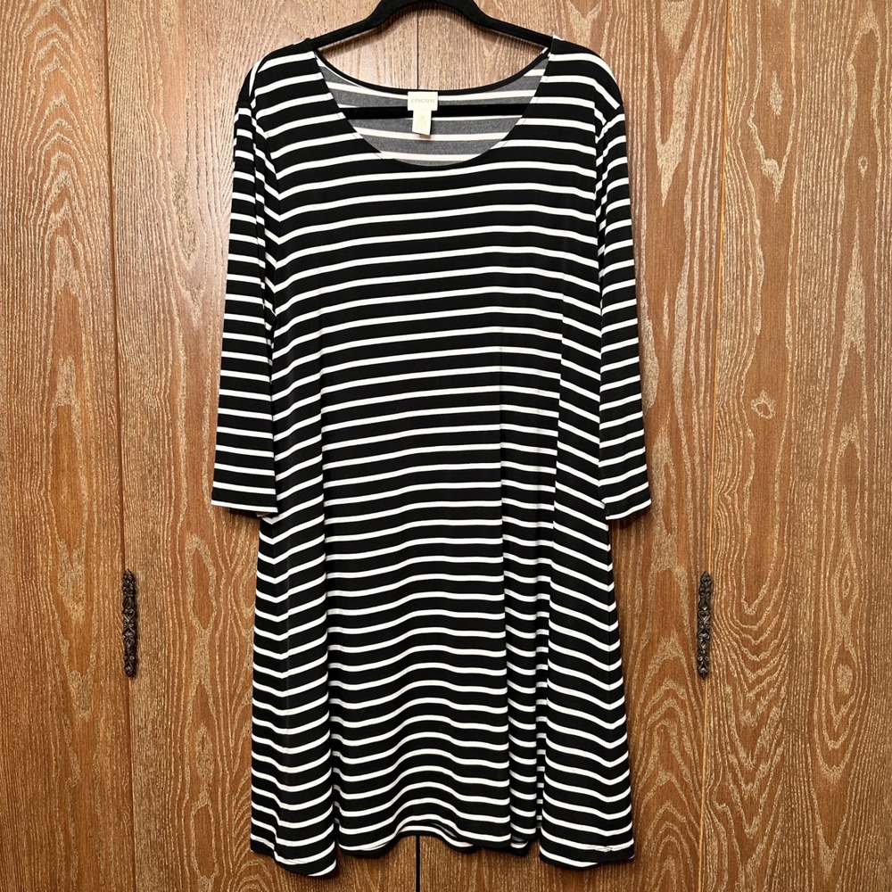 Chicos Black White Striped 3/4 Sleeve Knit Shift Dress Size 3 XL Relaxed Stretch